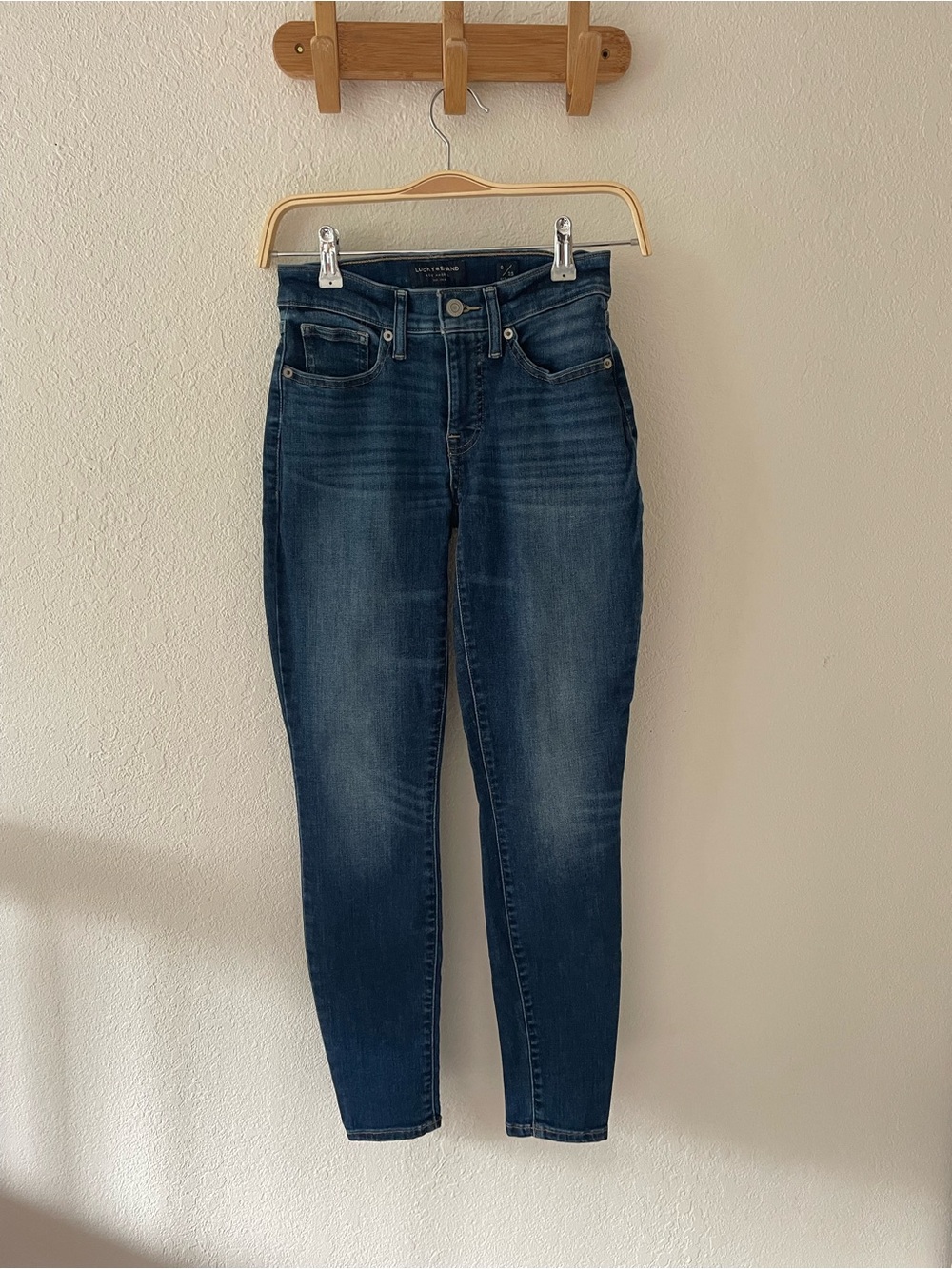 Lucky Brand Women’s Faded Dark Blue Wash Mid Rise Super Skinny Ava Jeans SZ 25